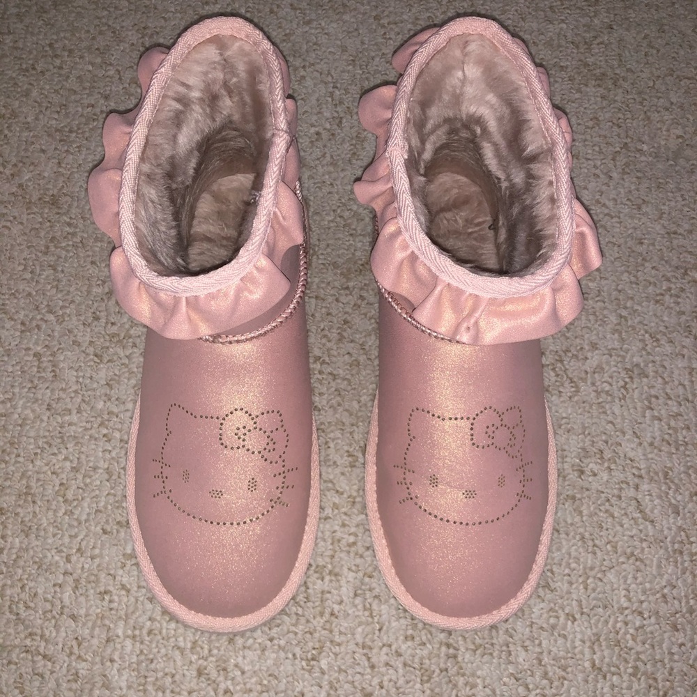 Hello Kitty Boots